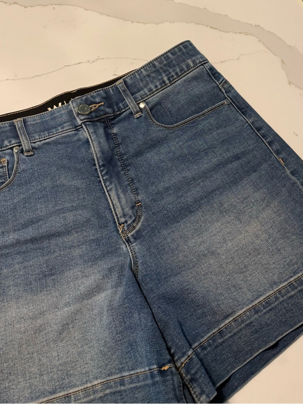 WHBM Jean shorts  8